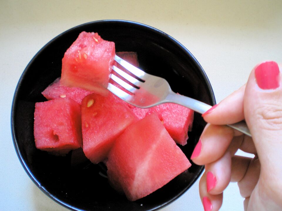 خوردن هندوانه برای خلاص شدن از وزن اضافی