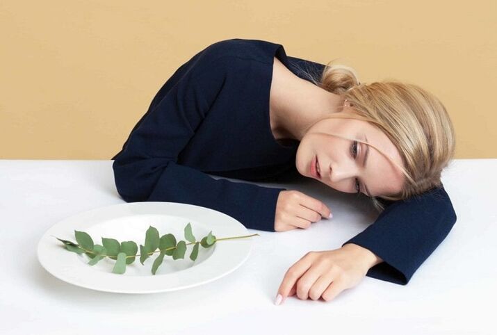 روزه گرفتن هنگام کاهش وزن برای بدن خطرناک است